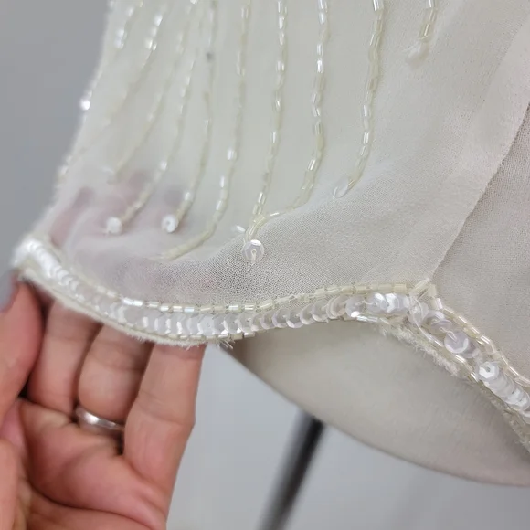 WILLOW & CLAY ANTHROPOLOGIE CREAM OFF WHITE SEQUINED BEADED SLEEVELESS TOP SZ:S - Picture 3 of 15